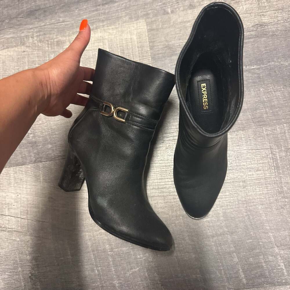 Express Women's Black Leather Gold Buckle Heeled Ankle Boots